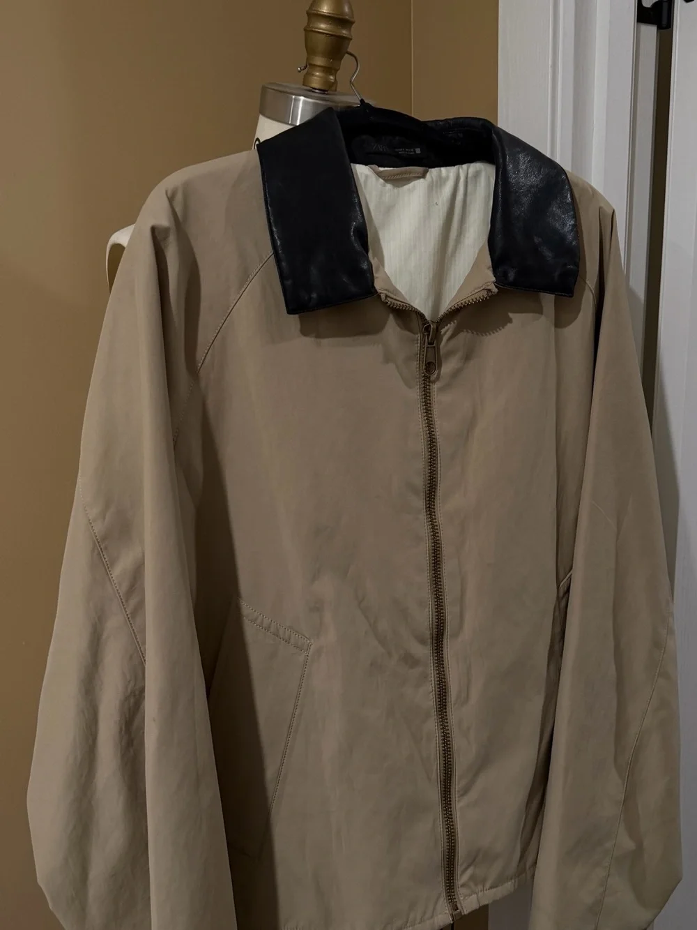 Zara Beige Jacket with Black Leather Collar - Lightweight Zip Front